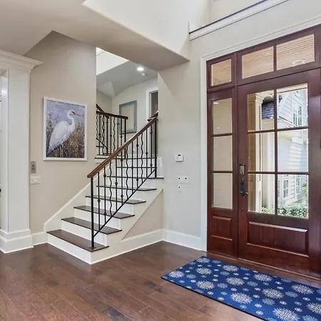 13 Wagon Rd Villa